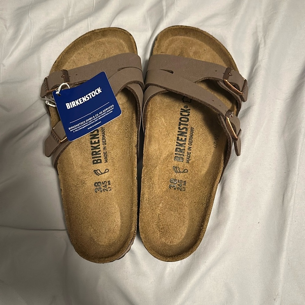 NWT- Birkenstock Yao Adjustable Slide Sandal
